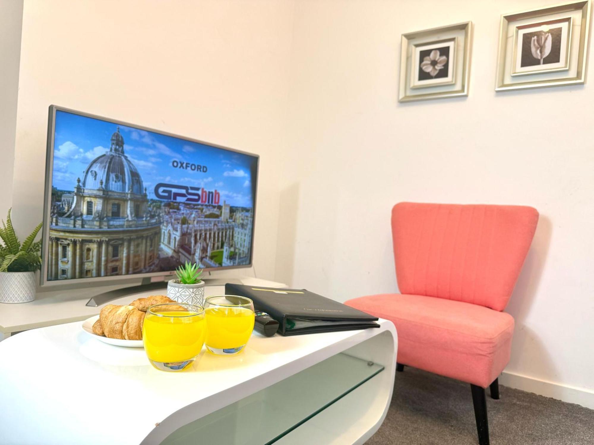 Walnut Flats-F5, Stylish 1-Bedroom - Parking, Netflix, Wifi - Close To Oxford, Bicester & Blenheim Palace Kidlington Kültér fotó